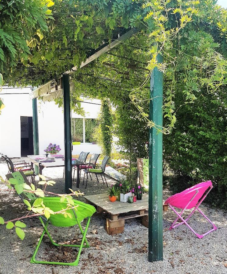 Bed and Breakfast Agathe Et Titi Marigny-les-Reullee Exteriér fotografie